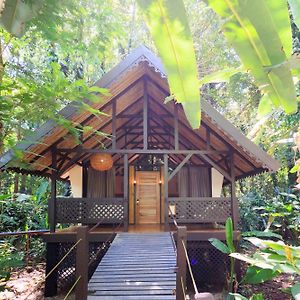 Almonds&Corals Lodge